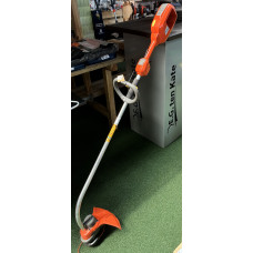 NR 7 HUSQVARNA ACCU-TRIMMER 136Lic NR 7 HUSQVARNA ACCU-TRIMMER 136Lic