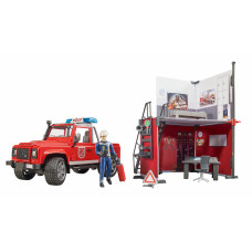 BRANDWEERKAZERNE MET LAND ROVER DEFENDER BRANDWEERKAZERNE MET LAND ROVER DEFENDER