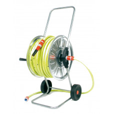 HASPEL, GEMONTEERD 50M - 1/2 INCH MET GELE TUINSLANG EN 1/2 INCH PVC KOPPELINGEN, VOLLEDIG VERZINKT HASPEL, GEMONTEERD 50M - 1/2 INCH MET GELE TUINSLANG EN 1/2 INCH PVC KOPPELINGEN, VOLLEDIG VERZINKT